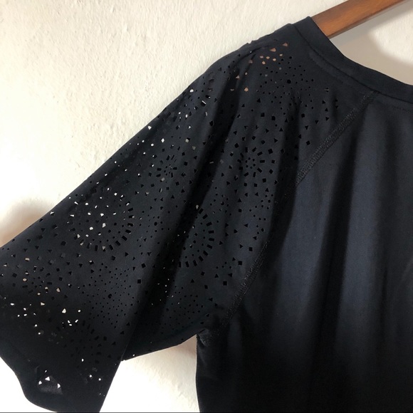 Banana Republic Tops - Banana Republic Life in Motion laser cut sleeve